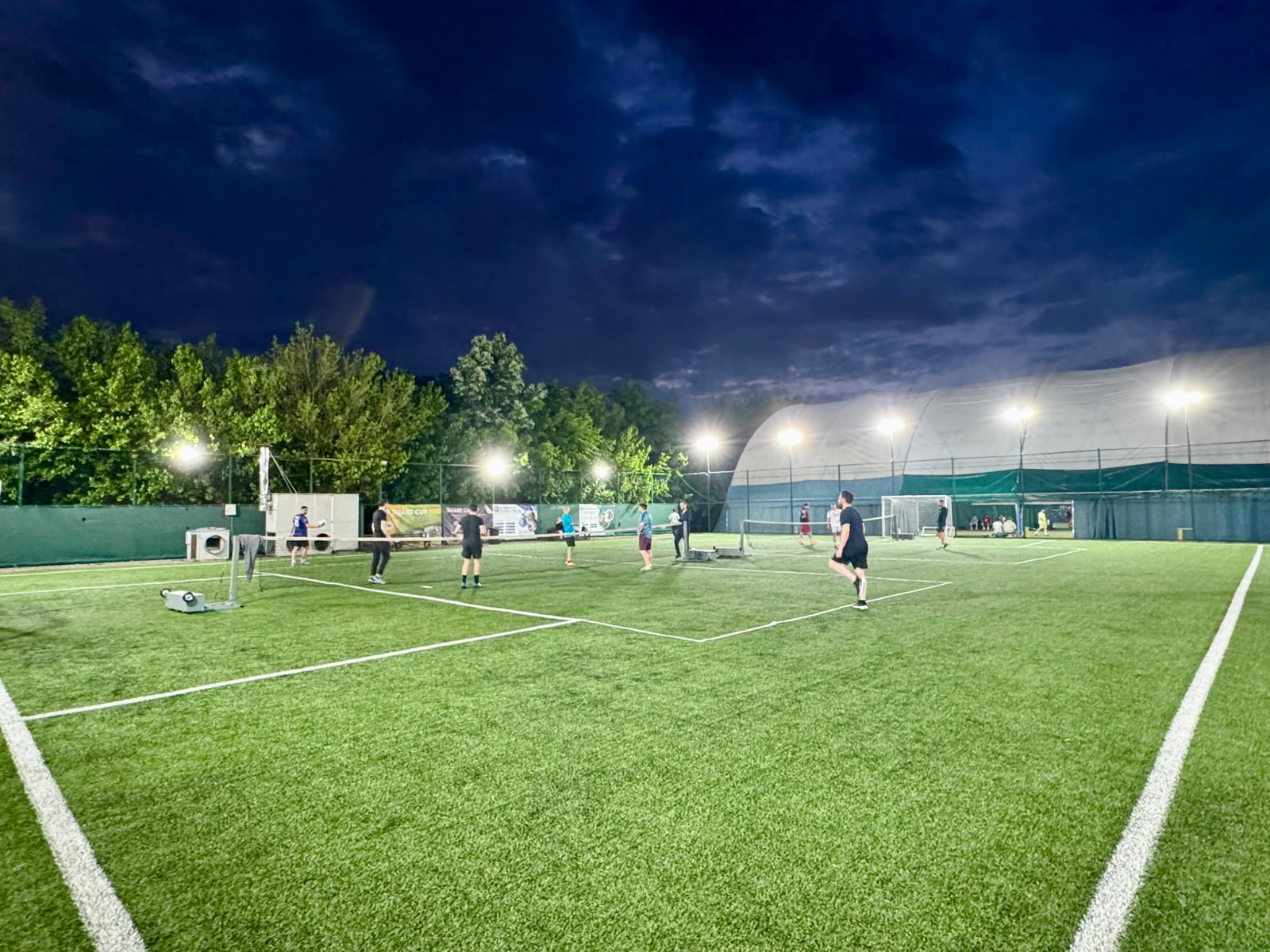 Teren tenis cu piciorul sintetic Bucuresti Dangelo Sport