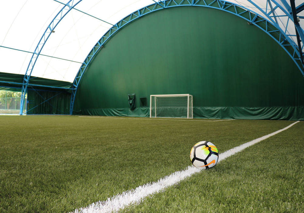 Teren fotbal sintetic 2 acoperit 3