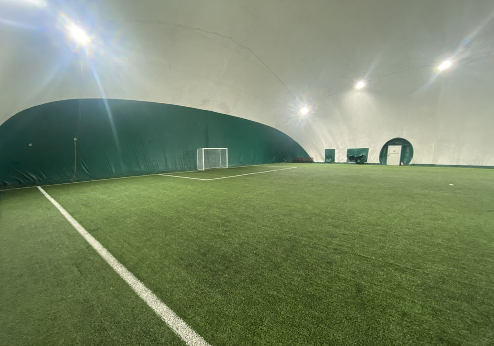 Teren fotbal sintetic 3 acoperit 1